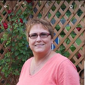 Meet your Posher, Lisa